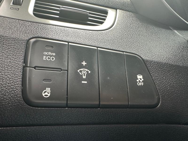 ɼ8
