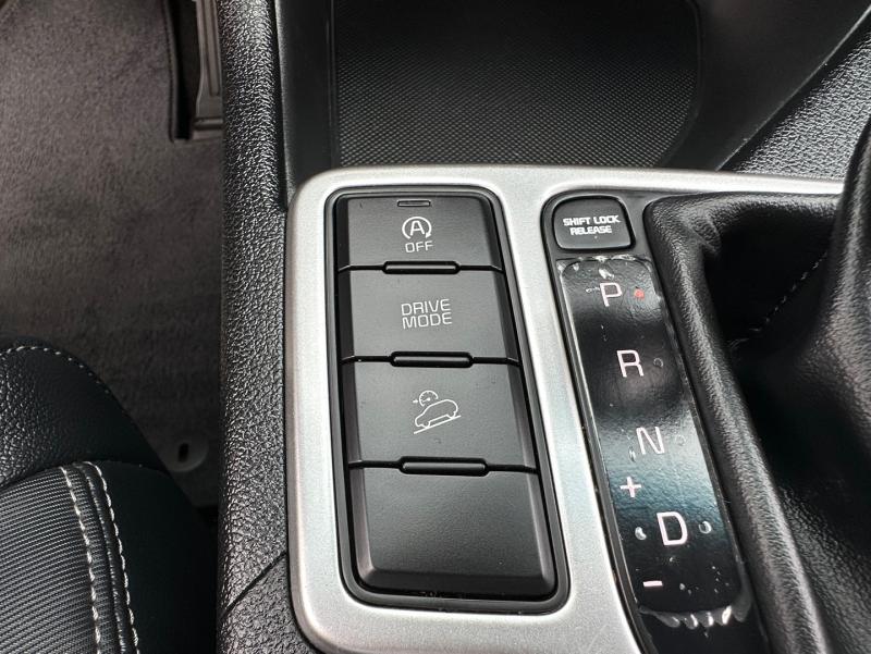 ɼ8