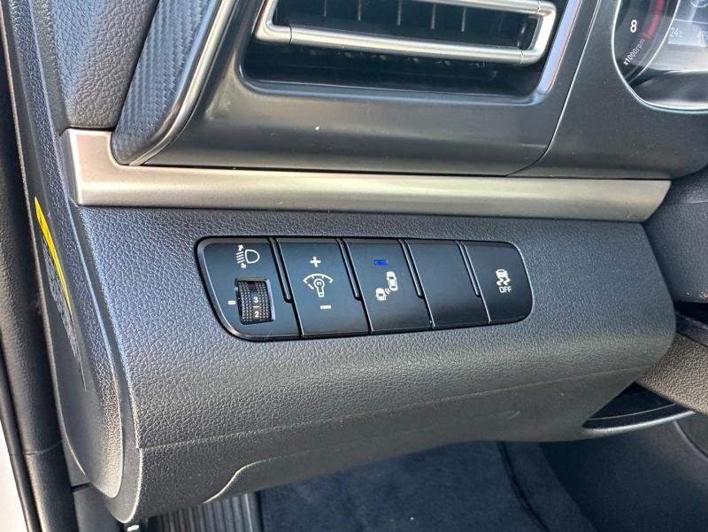 ɼ12