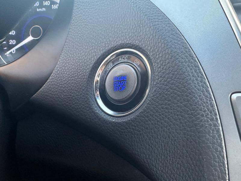 ɼ9