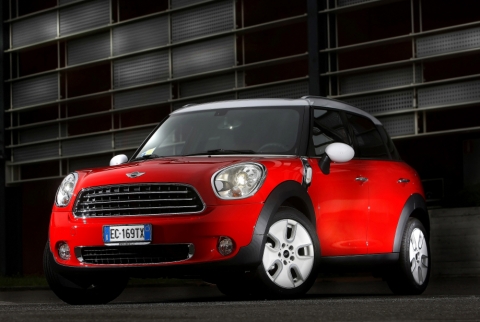 �̴� ��Ʈ����, IIHS ���� ��2011�� �ְ� ������ �������� ���