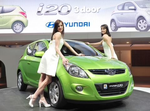������, ũ�ν����� �ܼ�Ʈī '�ͼҴ�', 'i20 3����' ���� ����