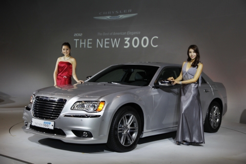 ũ���̽��� �ڸ���, 2012 The New 300C ���