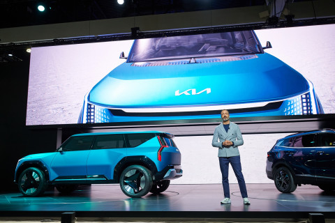 ���, ù ���� ����ȭ SUV �ܼ�Ʈī ���� ��� �ܼ�Ʈ EV9�� ����
