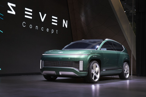 �����ڵ���, 2021 LA ����� ���� ���� SUV �ܼ�Ʈī �����졯 ���� ����