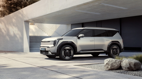 ���, The Kia EV9 ���� ��� ����